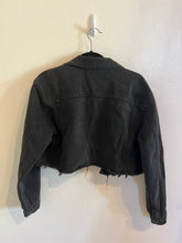 Load image into Gallery viewer, Distressed Cropped Denim Jacket

