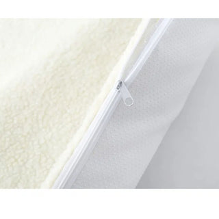 Self-Warming Fleece Pet Mat for Dogs and Cats