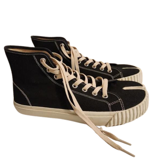 Maison Margiela Tabi Canvas High Top Trainer