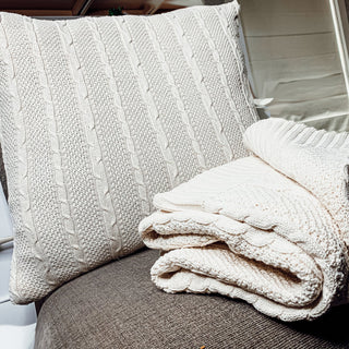 Salmo Cable Knit Decorative Pillow Cover