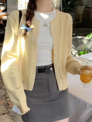 Long Sleeve O-Neck Button-Down Cardigan