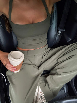 Cross-Strap Fitted Tank Vest