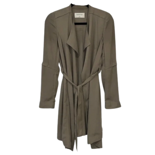 Aritzia Babaton Quincey Trench Coat