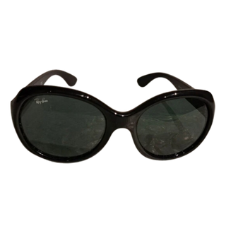 Ray-Ban Round Frame Sunglasses