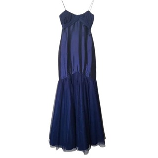 Vera Wang Lace Evening Gown