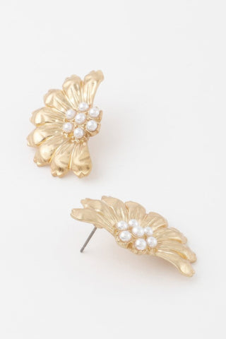 Ladysmith Pearl Floral Earrings