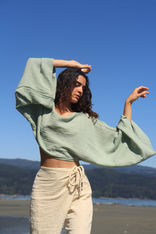Elkford Organic Cotton Cropped Top