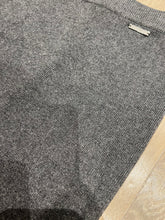 Load image into Gallery viewer, Knit Grey Midi Skirt
