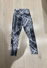 Load image into Gallery viewer, Lululemon High Times Pant
