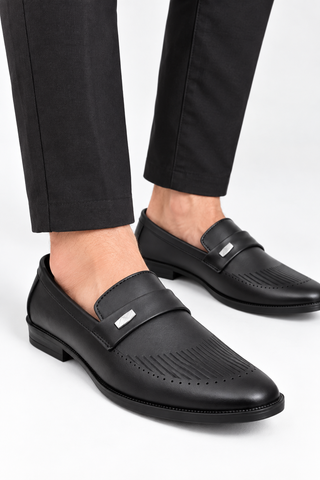 Verve Etched Loafer