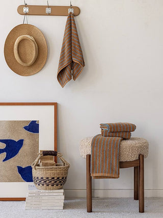 Ultra Soft Absorbent Retro Stripe Bath Towel