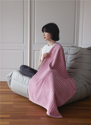 Ultra Soft Absorbent Retro Stripe Bath Towel